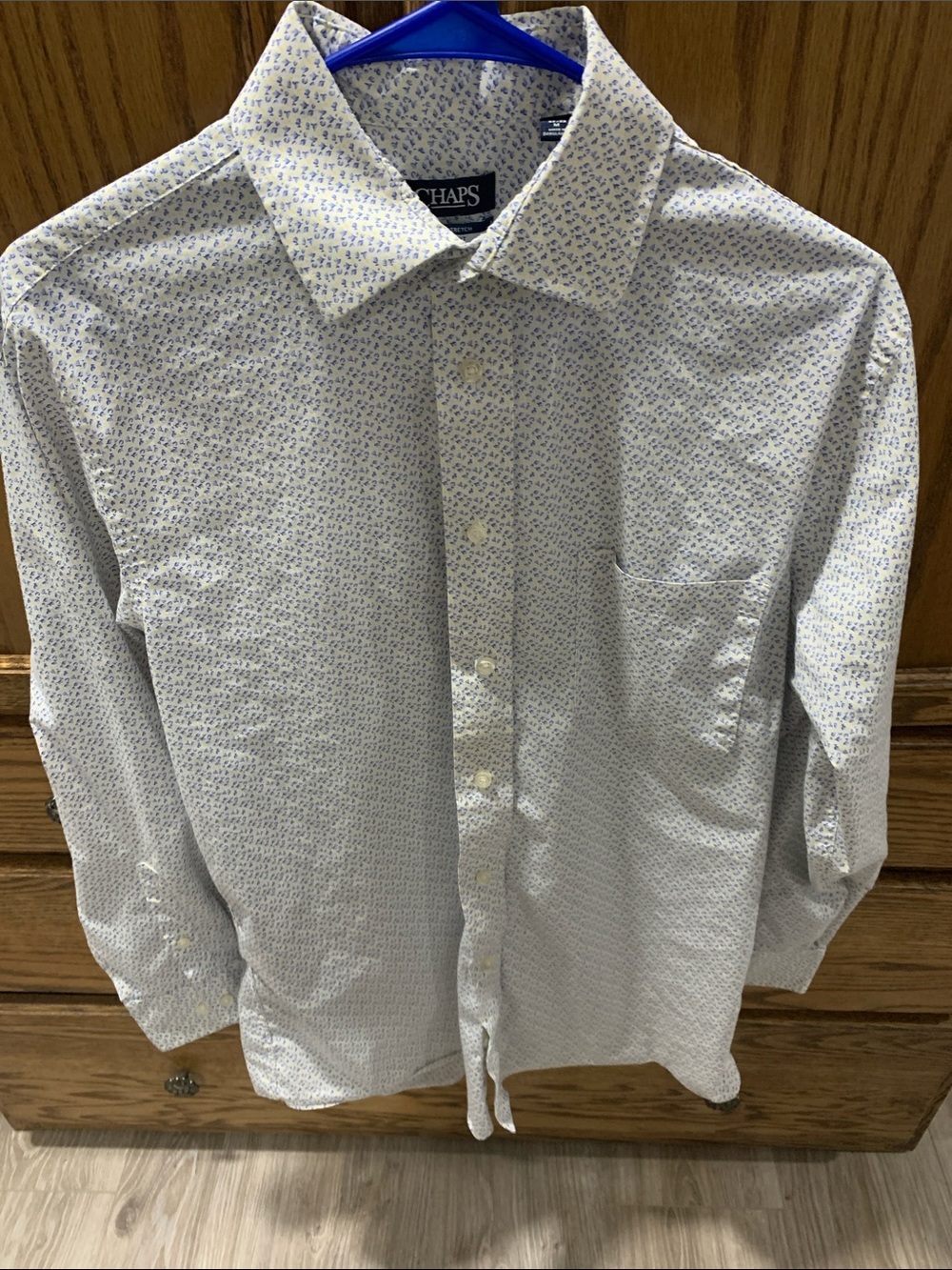 Chaps Men's White Button-Down Shirt with Blue Micro-Print